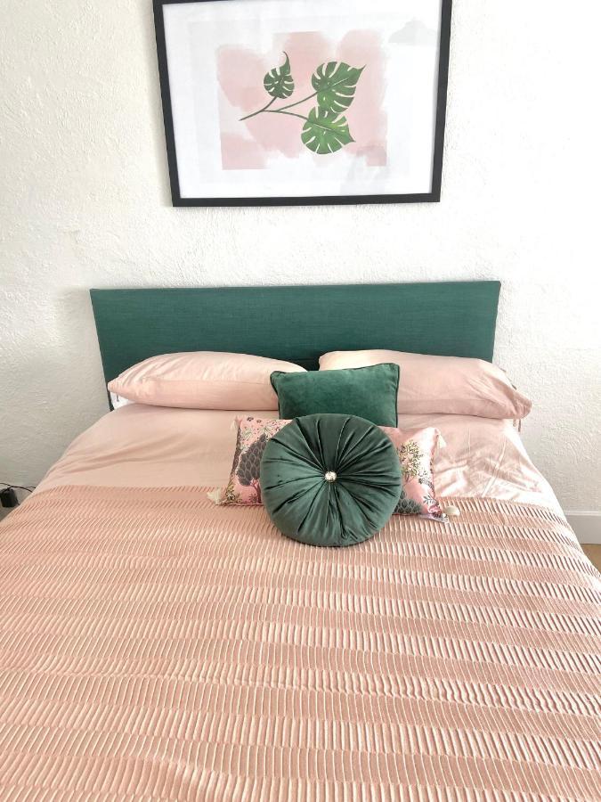 Idyllic Cornish Cottage, Superking Bed, Private Garden Dogs Welcome Truro Ngoại thất bức ảnh