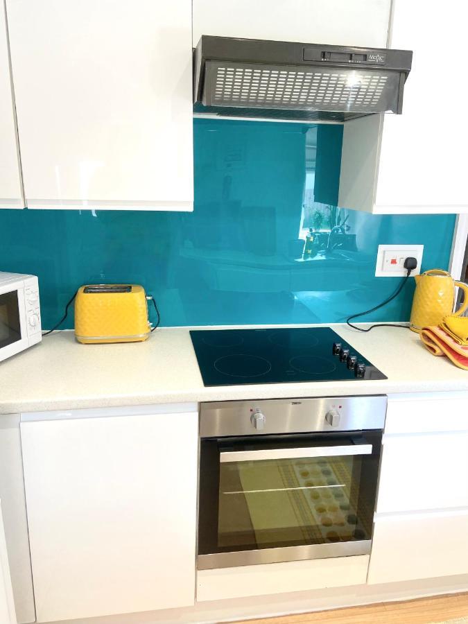 Idyllic Cornish Cottage, Superking Bed, Private Garden Dogs Welcome Truro Ngoại thất bức ảnh